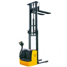 Самоходный штабелер Xilin CDDR 1535 - III до 1.5 т, до 3.5 м